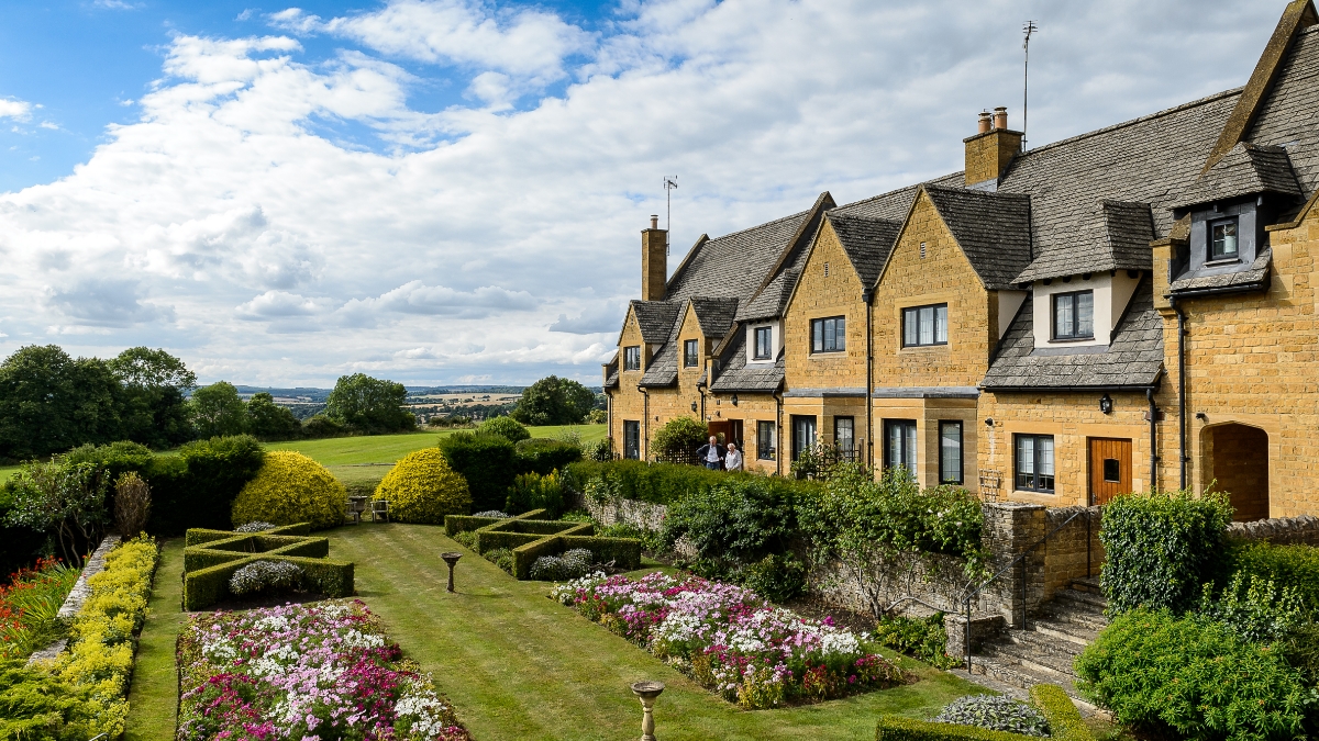 Newlands of Stow Retirement Apartments and Cottages - Gardens & Views